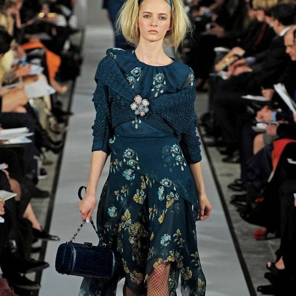 $4,000 OSCAR DE LA RENTA GORGEOUS GREEN SILK JEWEL RUNWAY DRESS US 8 M - Picture 4 of 6